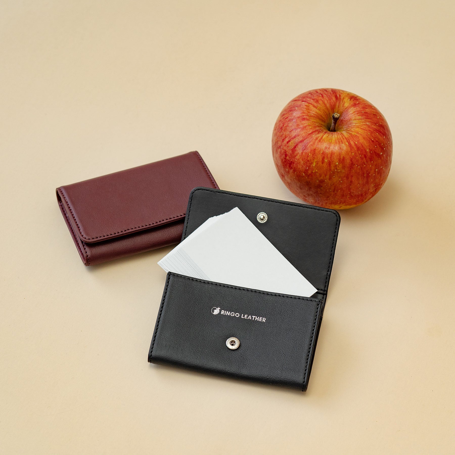 りんごレザーカードケース RingoLeatherette™CARD CASE – Rerigo